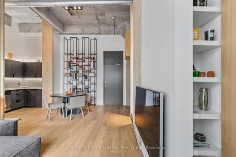 Photo 6 at 434 - 637 Lake Shore Boulevard W, Niagara, Toronto