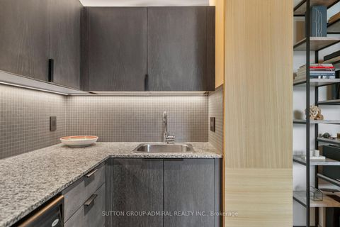 Photo 12 at 434 - 637 Lake Shore Boulevard W, Niagara, Toronto