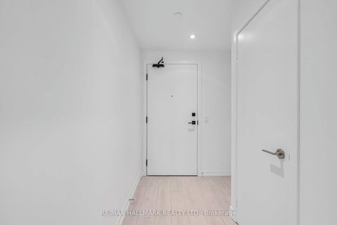 Photo 5 at 3212 - 55 Mercer Street, Waterfront Communities C1, Toronto
