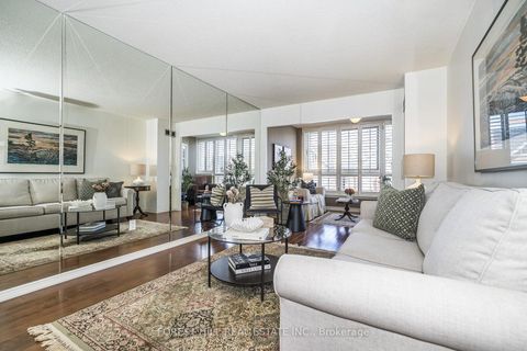 Photo 4 at 319 - 225 Davenport Road, Annex, Toronto