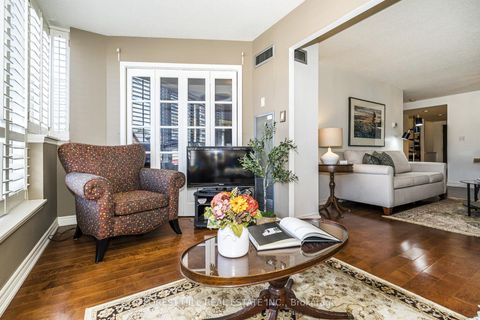 Photo 11 at 319 - 225 Davenport Road, Annex, Toronto