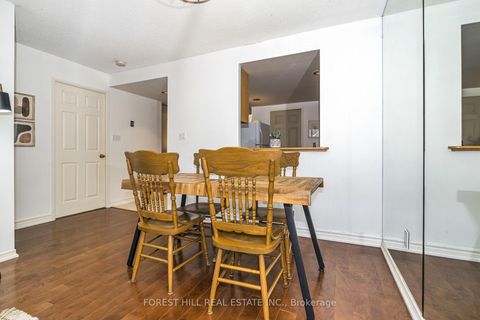 Photo 13 at 319 - 225 Davenport Road, Annex, Toronto