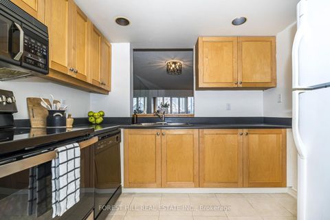 Photo 15 at 319 - 225 Davenport Road, Annex, Toronto