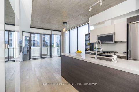 Photo 5 at 611 - 25 Stafford Street, Niagara, Toronto