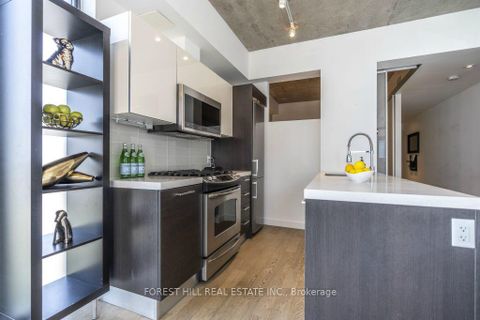 Photo 9 at 611 - 25 Stafford Street, Niagara, Toronto