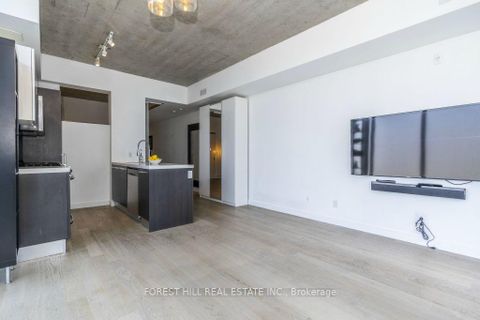 Photo 15 at 611 - 25 Stafford Street, Niagara, Toronto
