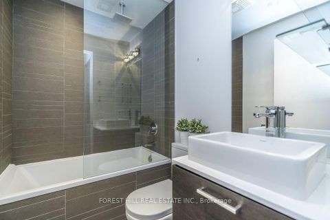 Photo 16 at 611 - 25 Stafford Street, Niagara, Toronto