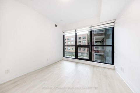 Photo 13 at 429 - 33 Frederick Todd Way, Thorncliffe Park, Toronto