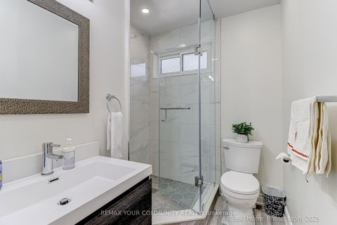 Photo 11 at 70 - 441 Military Trail, Morningside, Toronto
