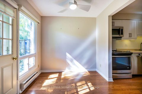 Photo 4 at 62 Thorny Vineway, Bayview Village, Toronto