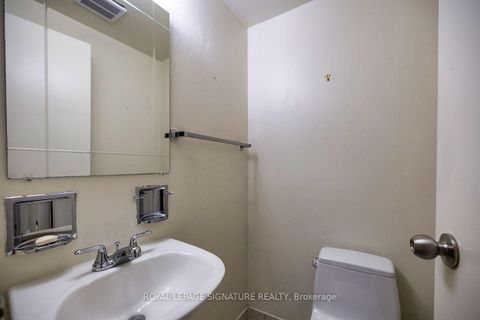 Photo 12 at 62 Thorny Vineway, Bayview Village, Toronto
