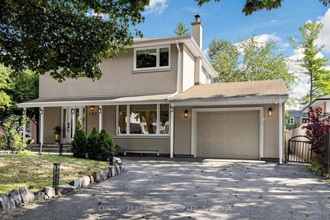 Photo 3 at 162 Laverock Avenue, Mill Pond, Richmond Hill