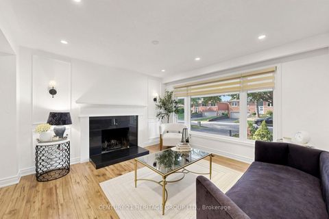 Photo 8 at 162 Laverock Avenue, Mill Pond, Richmond Hill