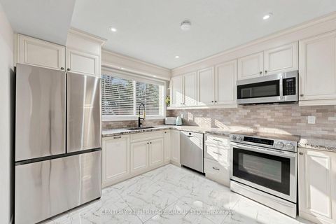 Photo 14 at 162 Laverock Avenue, Mill Pond, Richmond Hill
