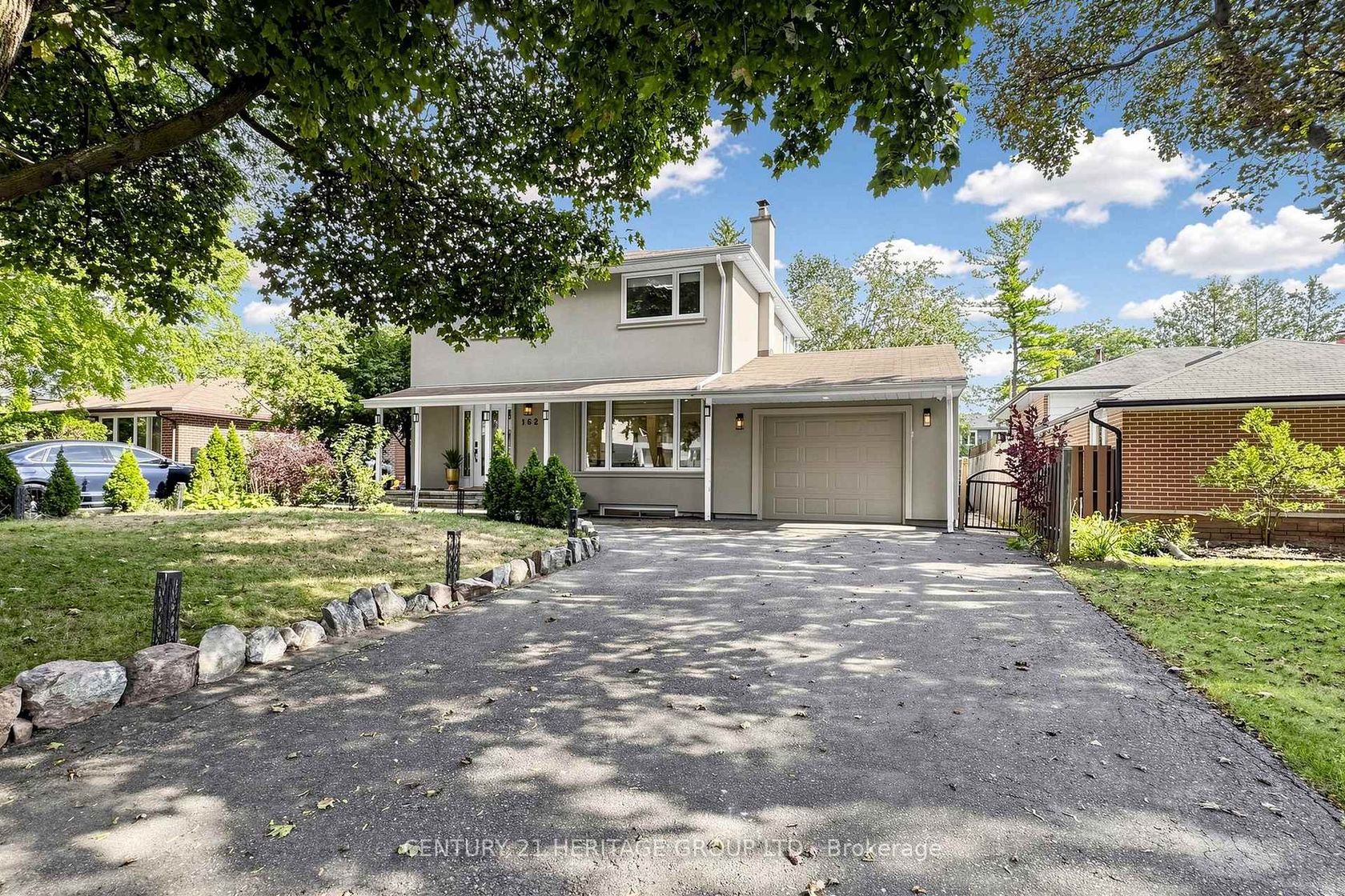 162 Laverock Avenue, Mill Pond, Richmond Hill photo number 2
