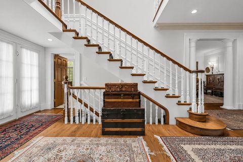 Photo 6 at 44 Cotswold Crescent, Windfields, Toronto