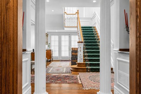 Photo 7 at 44 Cotswold Crescent, Windfields, Toronto