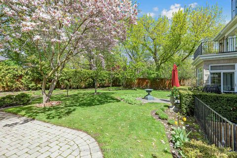 Photo 14 at 44 Cotswold Crescent, Windfields, Toronto
