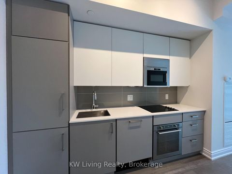 Photo 4 at 1007 - 17 Dundonald Street, Yonge Corridor, Toronto