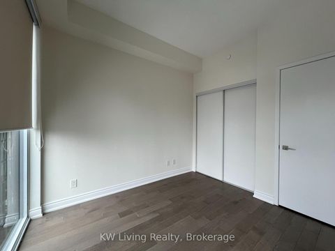 Photo 7 at 1007 - 17 Dundonald Street, Yonge Corridor, Toronto
