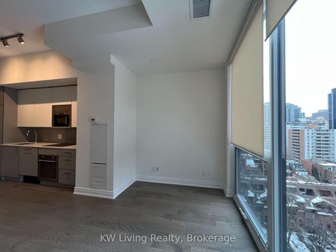 Photo 9 at 1007 - 17 Dundonald Street, Yonge Corridor, Toronto