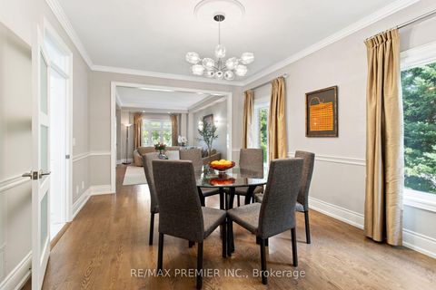 Photo 8 at 19 Stockdale Crescent, North Richvale, Richmond Hill