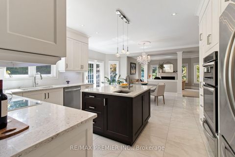 Photo 9 at 19 Stockdale Crescent, North Richvale, Richmond Hill