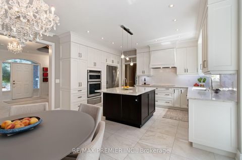Photo 14 at 19 Stockdale Crescent, North Richvale, Richmond Hill