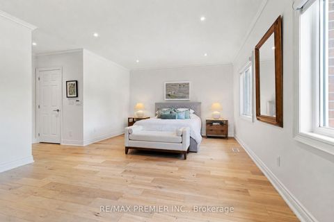 Photo 28 at 19 Stockdale Crescent, North Richvale, Richmond Hill