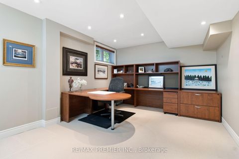 Photo 33 at 19 Stockdale Crescent, North Richvale, Richmond Hill