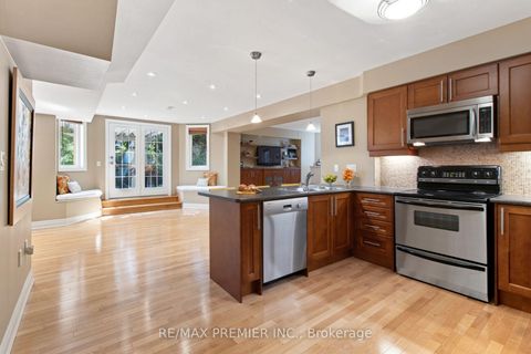 Photo 35 at 19 Stockdale Crescent, North Richvale, Richmond Hill