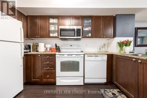 Photo 3 at 404 - 761 Bay Street, Bay Street Corridor, Toronto