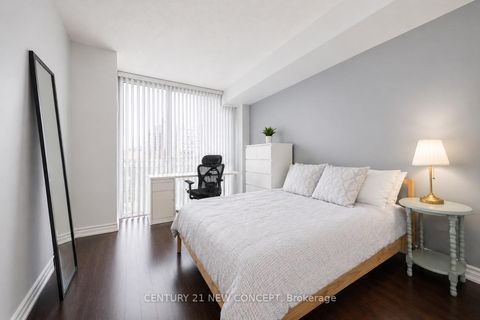 Photo 6 at 404 - 761 Bay Street, Bay Street Corridor, Toronto