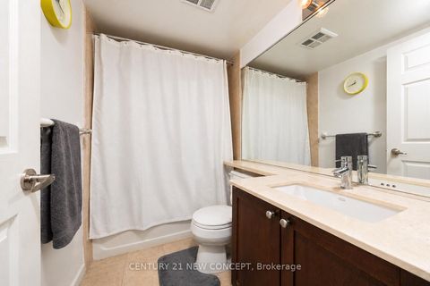 Photo 7 at 404 - 761 Bay Street, Bay Street Corridor, Toronto