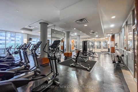 Photo 18 at 404 - 761 Bay Street, Bay Street Corridor, Toronto
