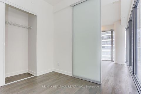 Photo 10 at 1008 - 57 St Joseph Street, Bay Street Corridor, Toronto