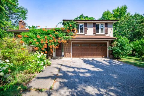 Photo 3 at 80 Centre Street, Schomberg, King