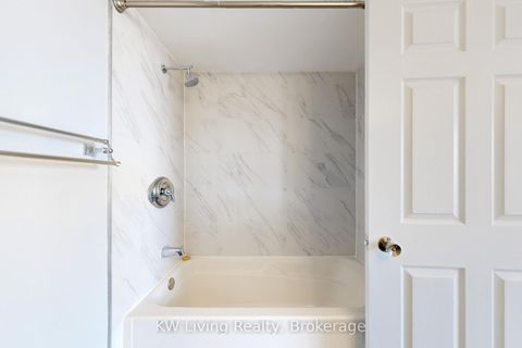 Photo 10 at 2309 - 7 Concorde Place, Don Mills, Toronto