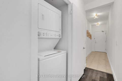 Photo 5 at 2111 - 208 Queens Quay W, Waterfront Communities C1, Toronto