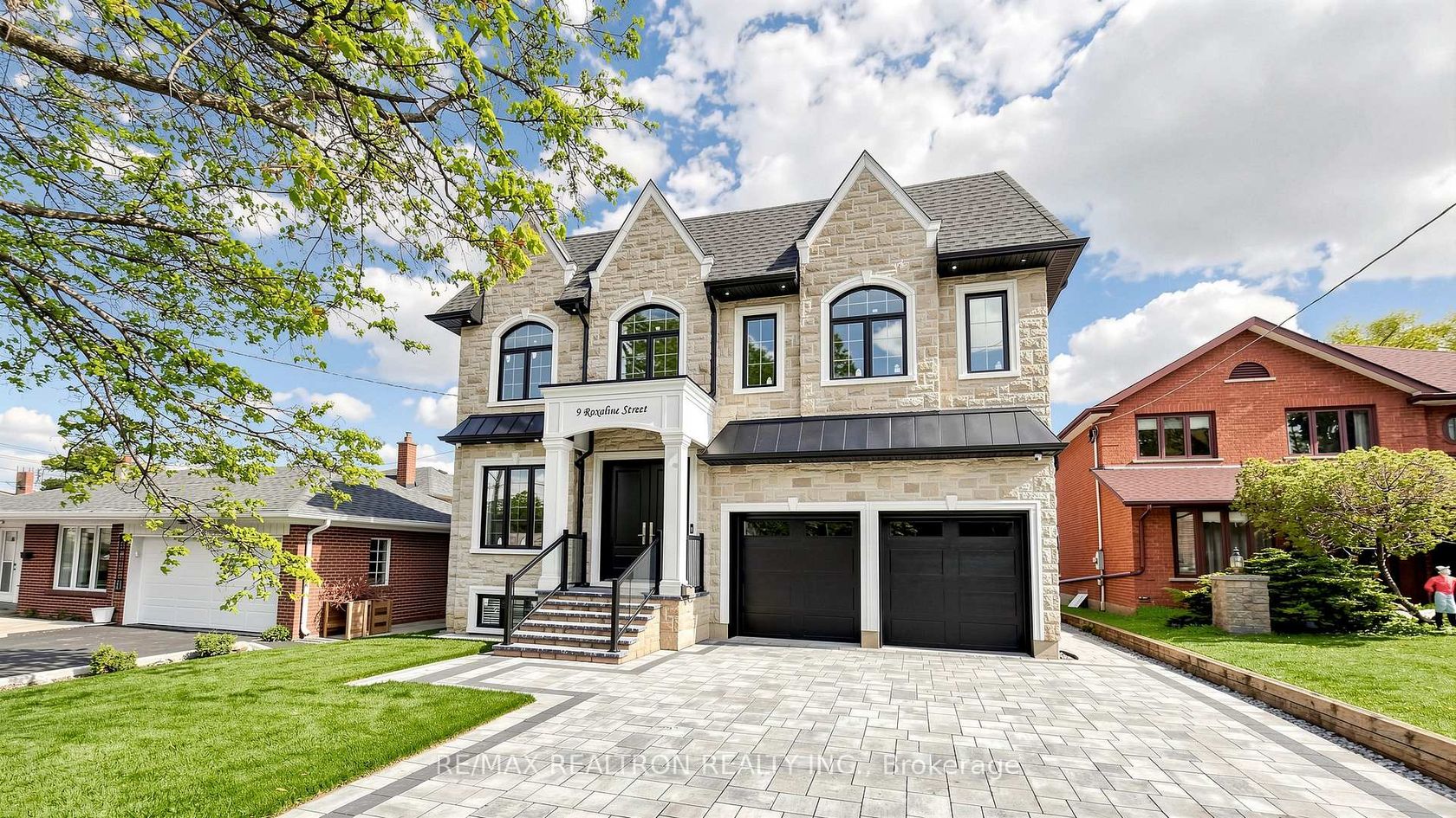 9 Roxaline Street, Humber Heights, Toronto photo 2