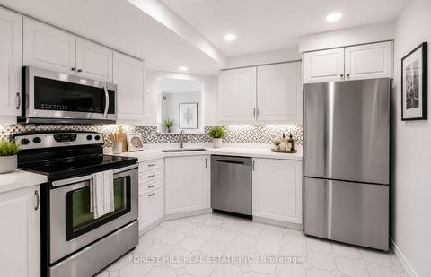 Photo 5 at 302 - 1818 Bayview Avenue, Mount Pleasant East, Toronto
