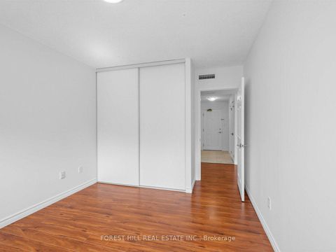 Photo 32 at 302 - 1818 Bayview Avenue, Mount Pleasant East, Toronto
