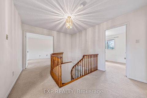 Photo 17 at 51 Sanderson Crescent, North Richvale, Richmond Hill