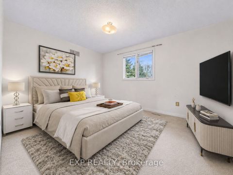 Photo 18 at 51 Sanderson Crescent, North Richvale, Richmond Hill
