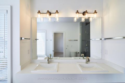 Photo 15 at 18 Direzze Court, Mill Pond, Richmond Hill