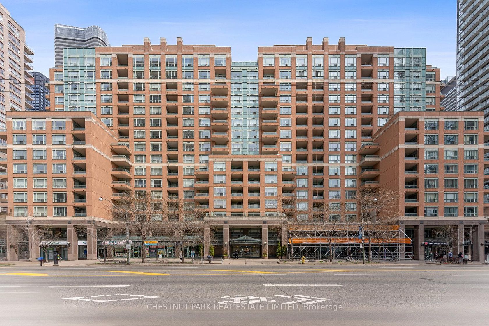 1610 - 889 Bay Street, Bay Street Corridor, Toronto photo number 2