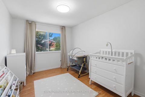 Photo 20 at 32 - 11 Livonia Place, Morningside, Toronto