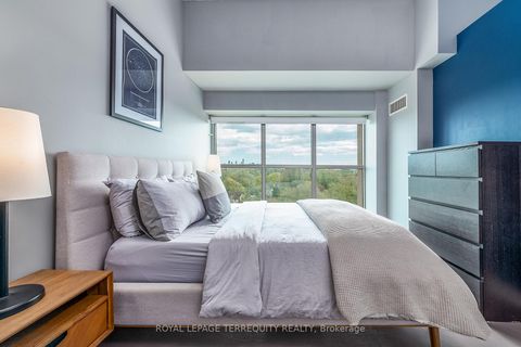 Photo 17 at 707 - 2 Fieldway Road, City Centre West, Toronto