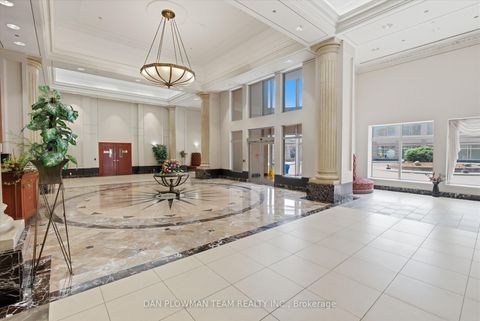 Photo 16 at 913 - 8 Lee Centre Drive, Woburn, Toronto