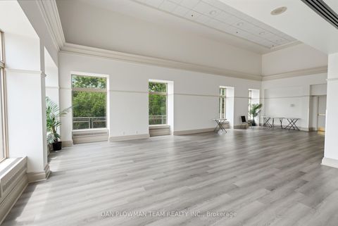 Photo 18 at 913 - 8 Lee Centre Drive, Woburn, Toronto